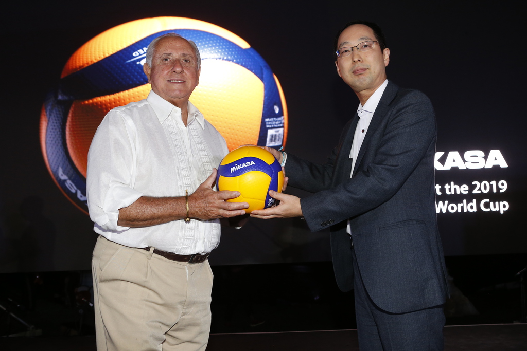 新しいバレーボールのデザイン発表 株式会社ミカサ Mikasa ボール スポーツ用品 コーポレートサイト